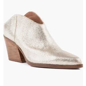 SEYCHELLES “FANCY AFFAIR Platinum/gold Metallic Mule Western Booties SZ 8
